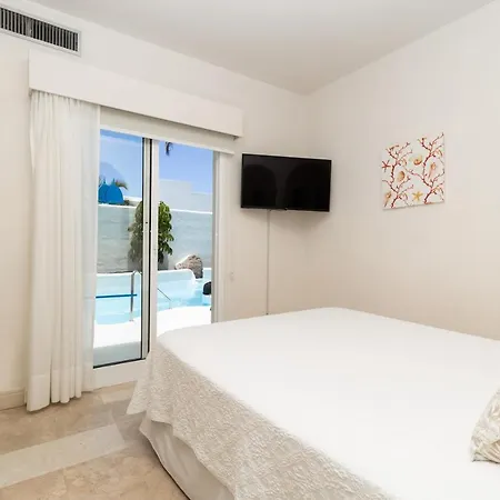 913 Villa Corralejo